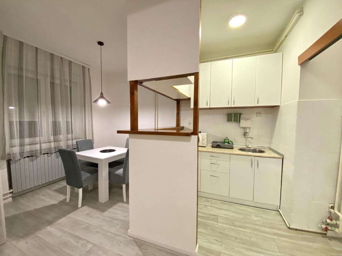 Grand Royal Apartamento Belgrado Exterior foto